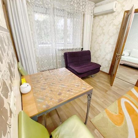 Apartments Ahmetova 4 21 Almaty Exterior photo